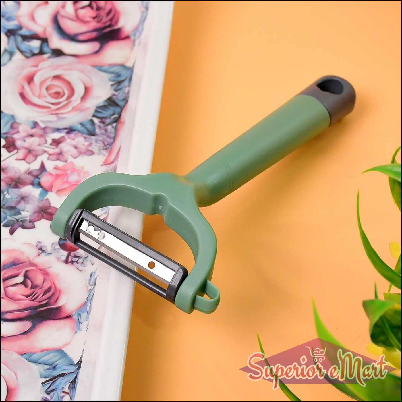 Superior eMart vegetable fruit peeler with ergonomic handle for easy peeling of fruits and vegetables