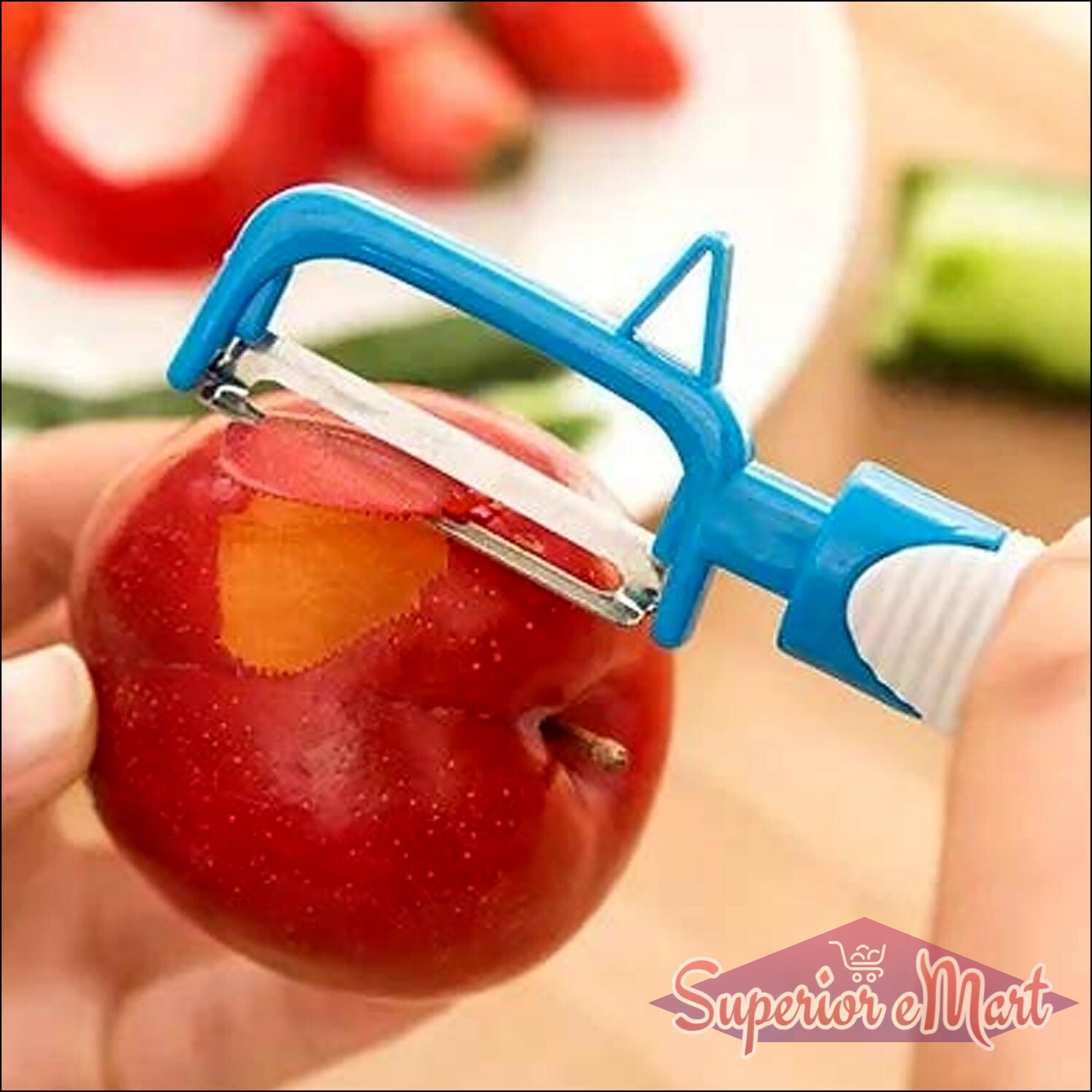 Superior eMart vegetable and fruit peeler set for efficient peeling of apples and other produce