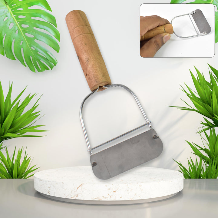 Superior eMart wooden handle vegetable peeler with ergonomic design for easy peeling